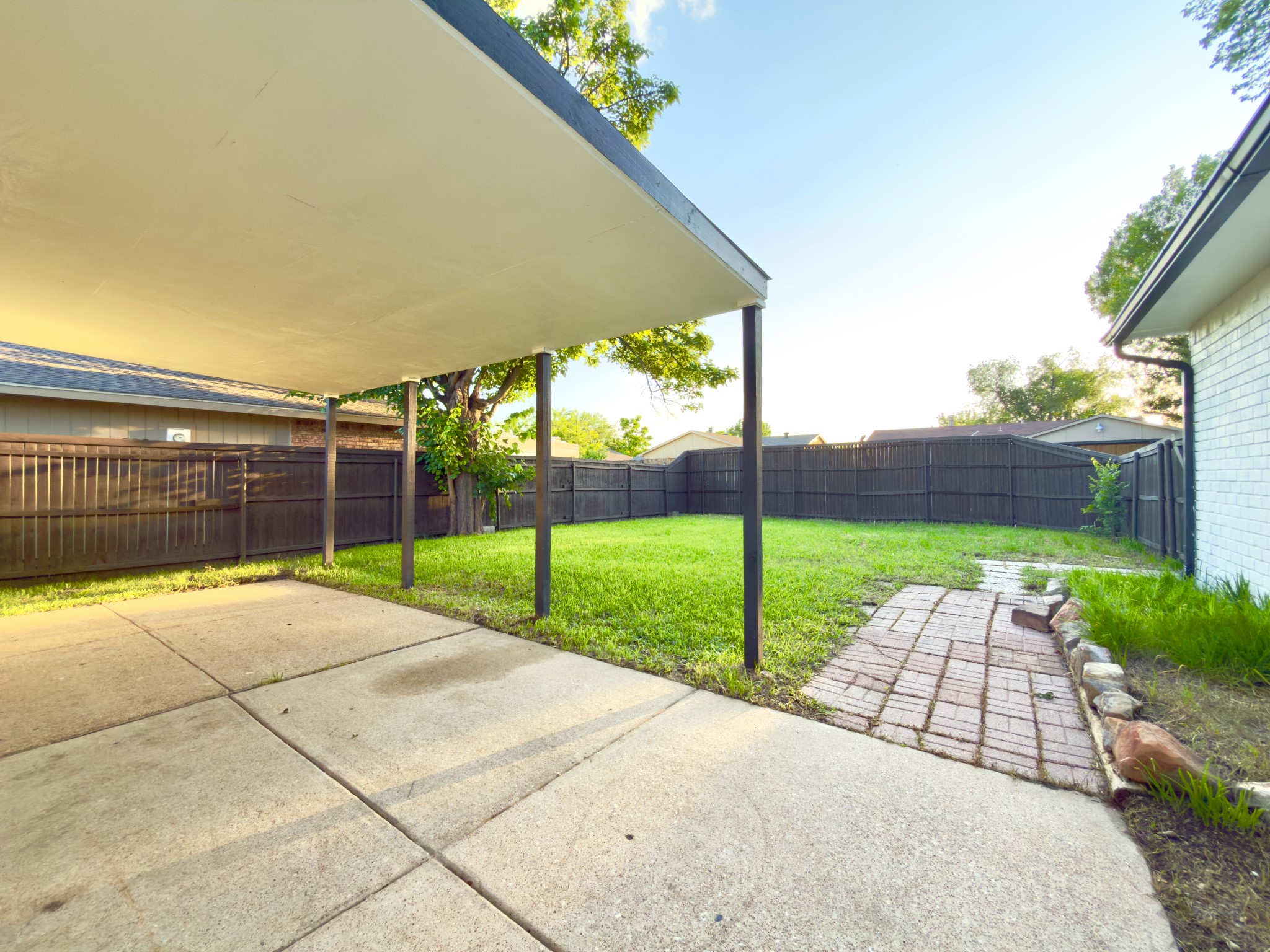 1905 Edna Smith Drive Garland TX 75040