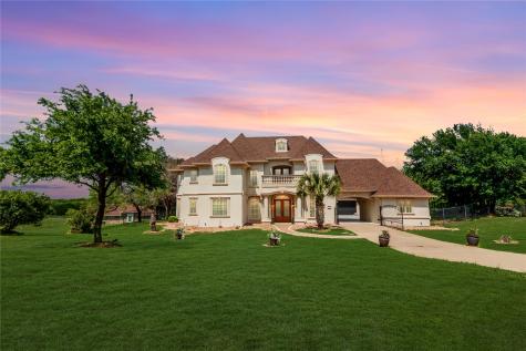 2707 Whispering Oaks Cove Cedar Hill TX 75104