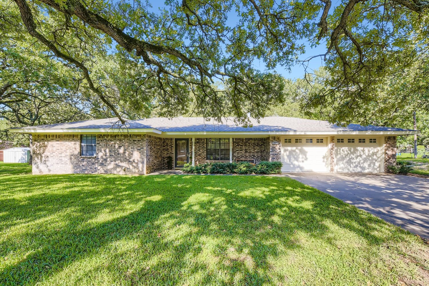 3008 S Garland Street Decatur TX 76234