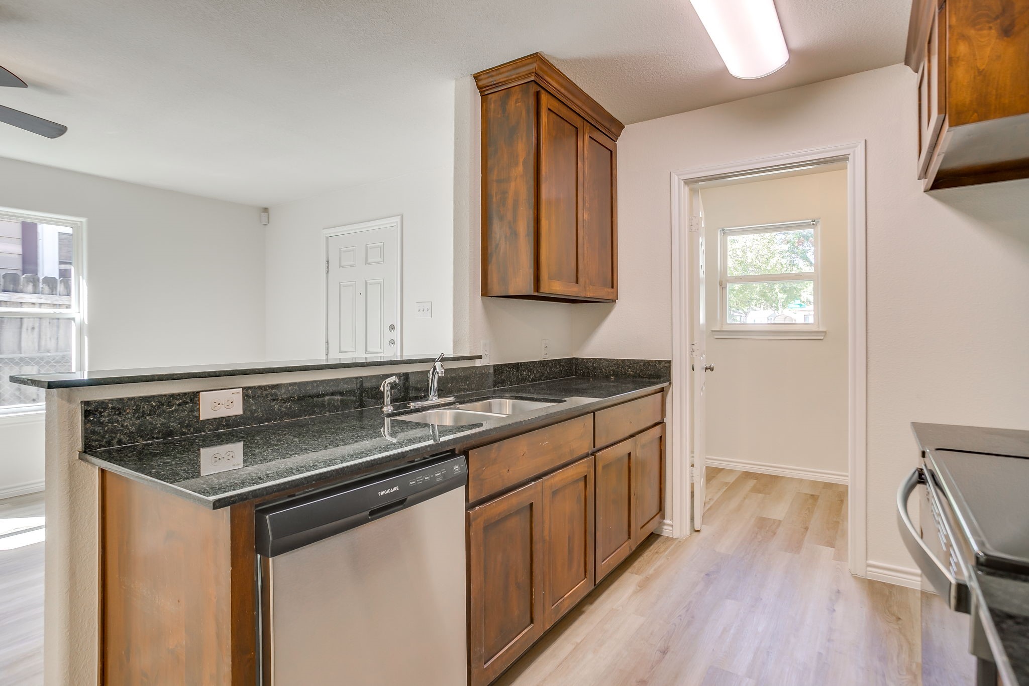 3955 Alamo Avenue Fort Worth TX 76107
