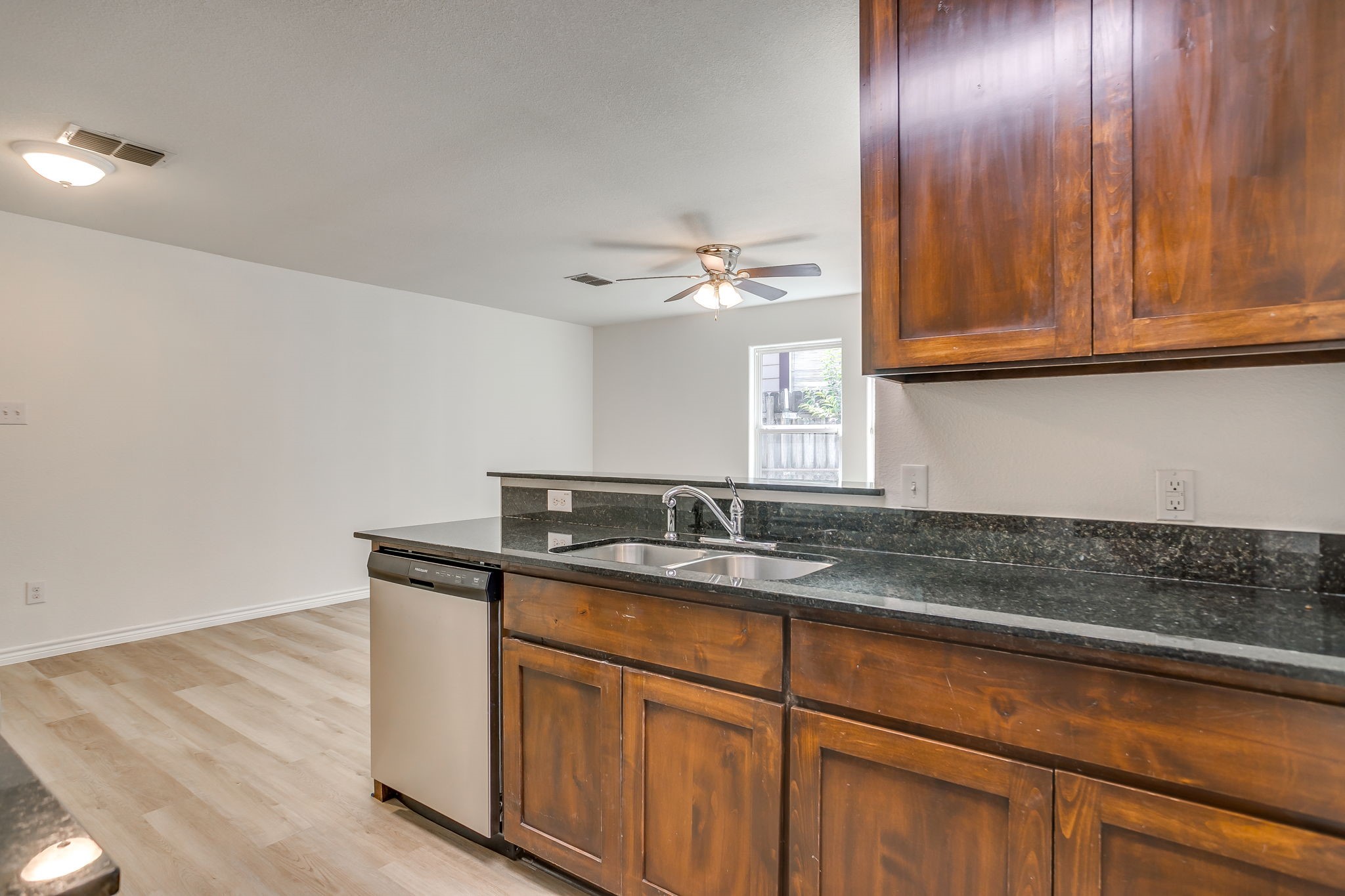3955 Alamo Avenue Fort Worth TX 76107