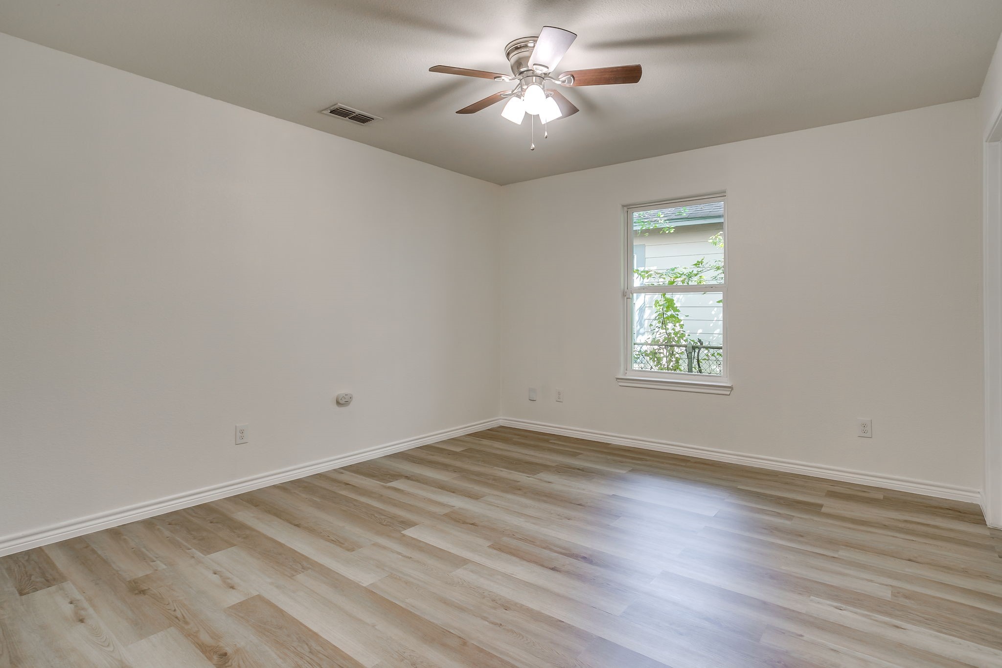 3955 Alamo Avenue Fort Worth TX 76107