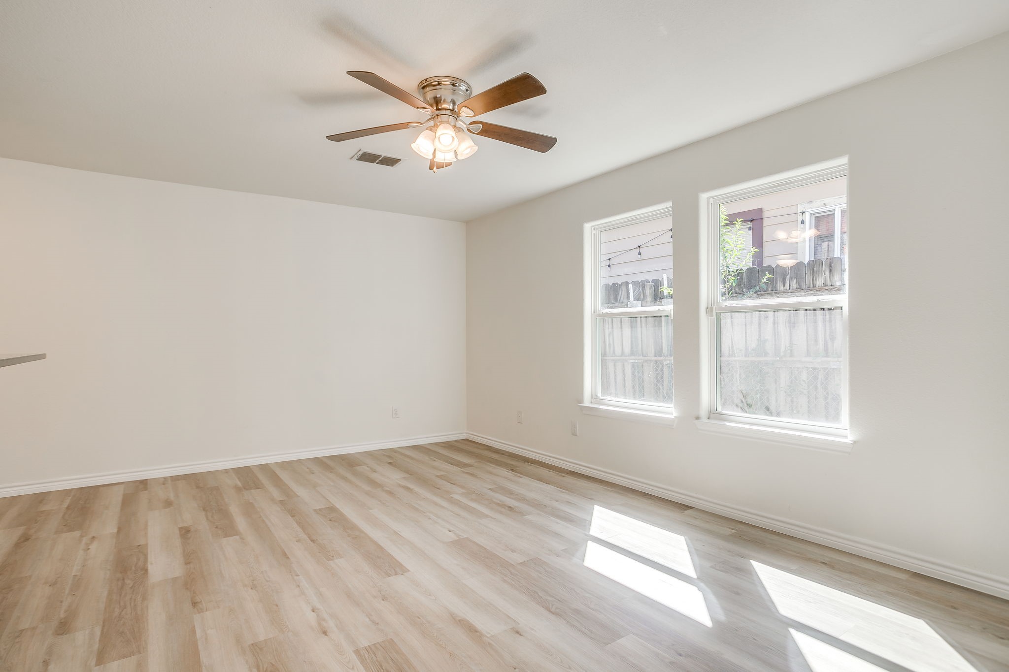 3955 Alamo Avenue Fort Worth TX 76107