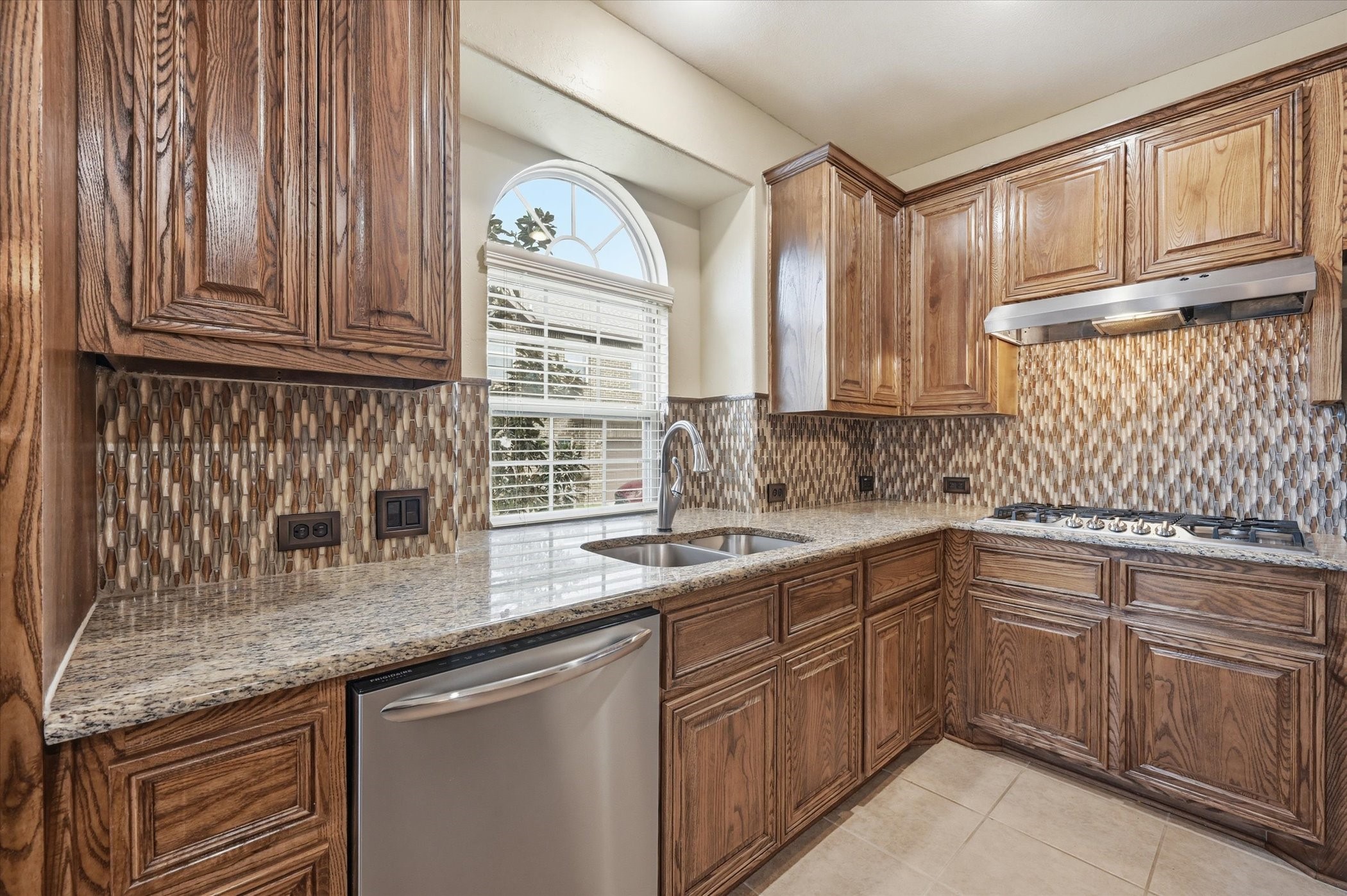 413 Mercury Court Desoto TX 75115