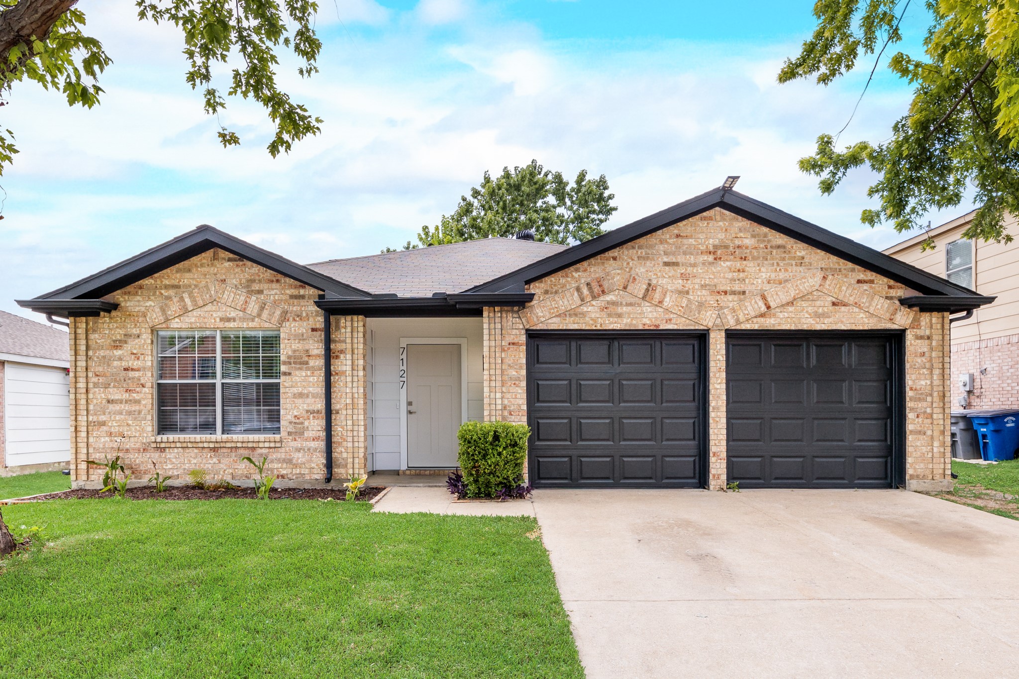 7127 Larkin Drive Dallas TX 75227