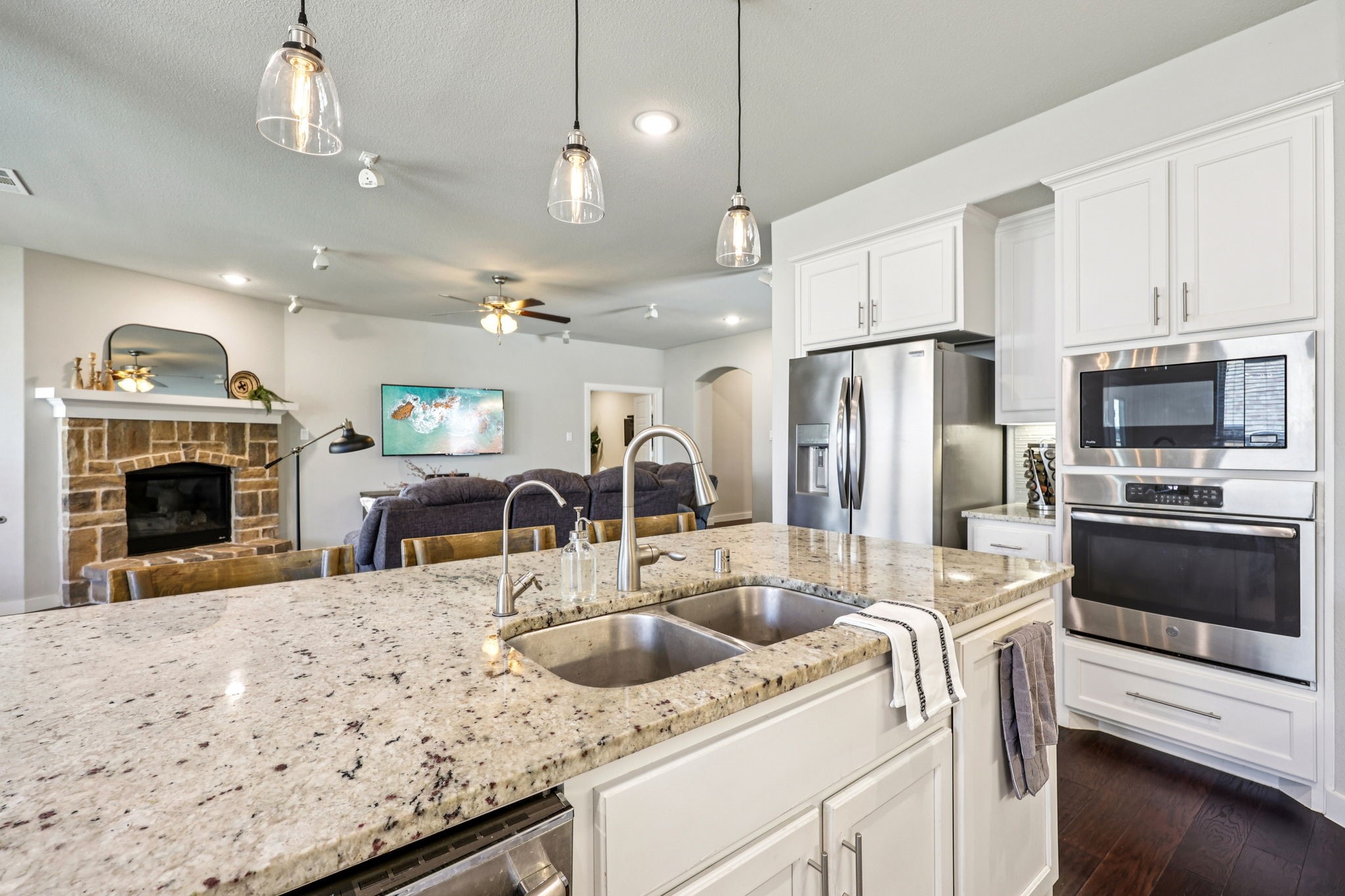 917 Overton Avenue Celina TX 75009