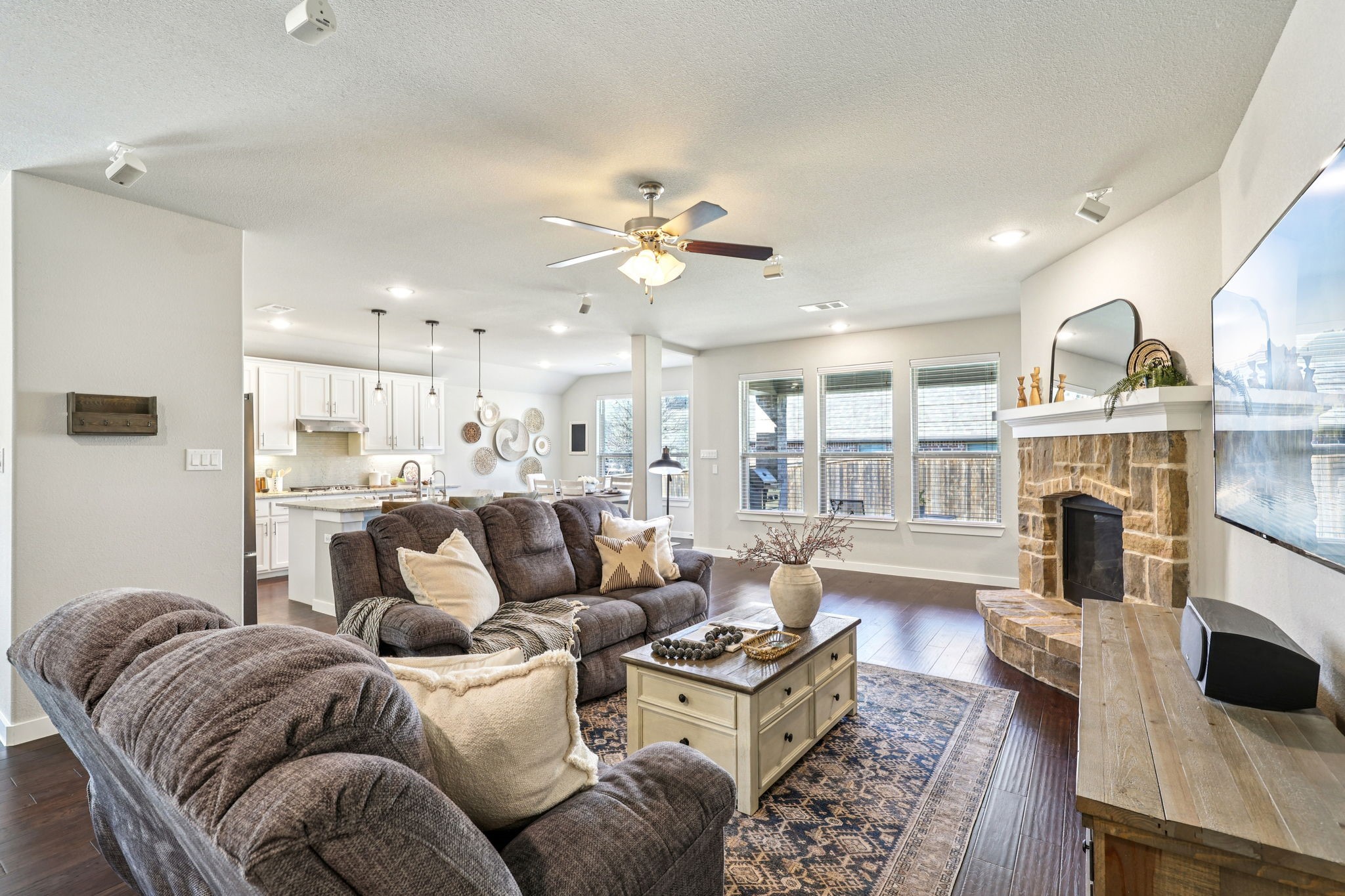 917 Overton Avenue Celina TX 75009