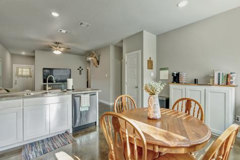 609 N Cummings Drive Alvarado TX 76009