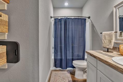 609 N Cummings Drive Alvarado TX 76009