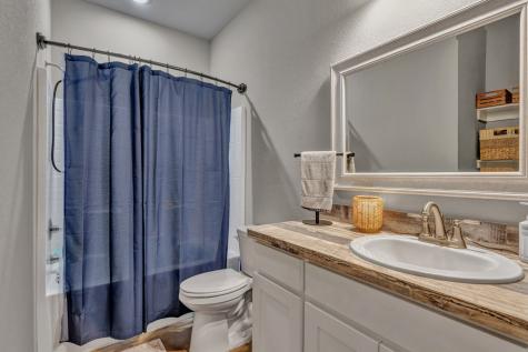 609 N Cummings Drive Alvarado TX 76009