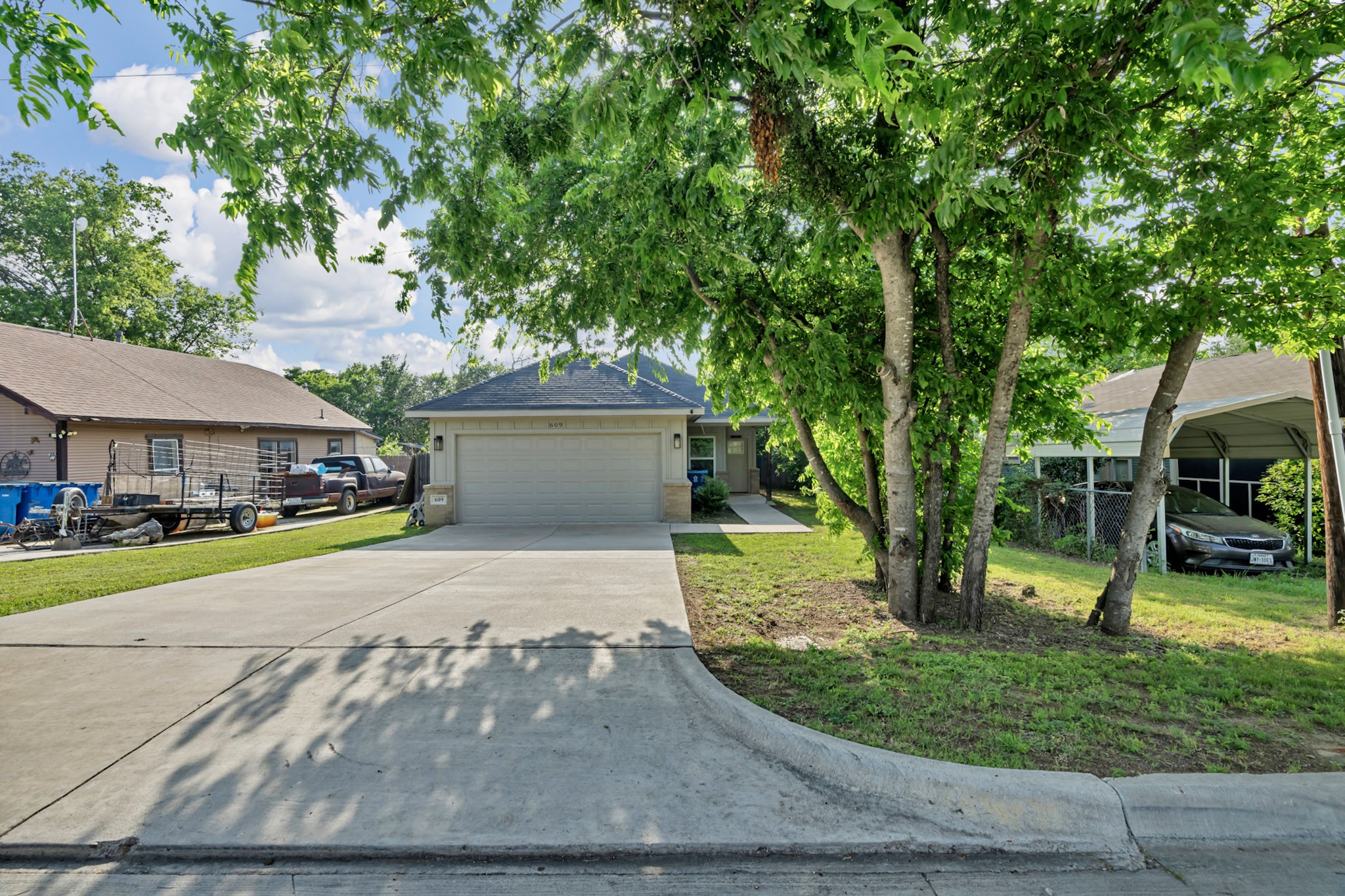609 N Cummings Drive Alvarado TX 76009