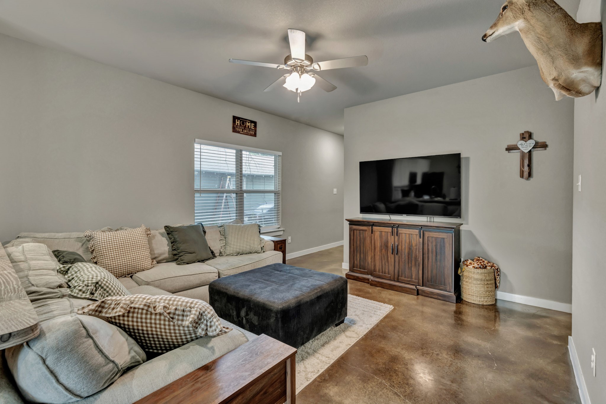 609 N Cummings Drive Alvarado TX 76009