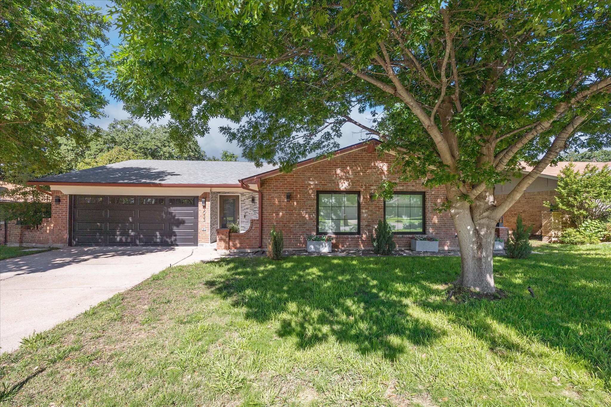 3033 Bluebonnet Lane Bedford TX 76021