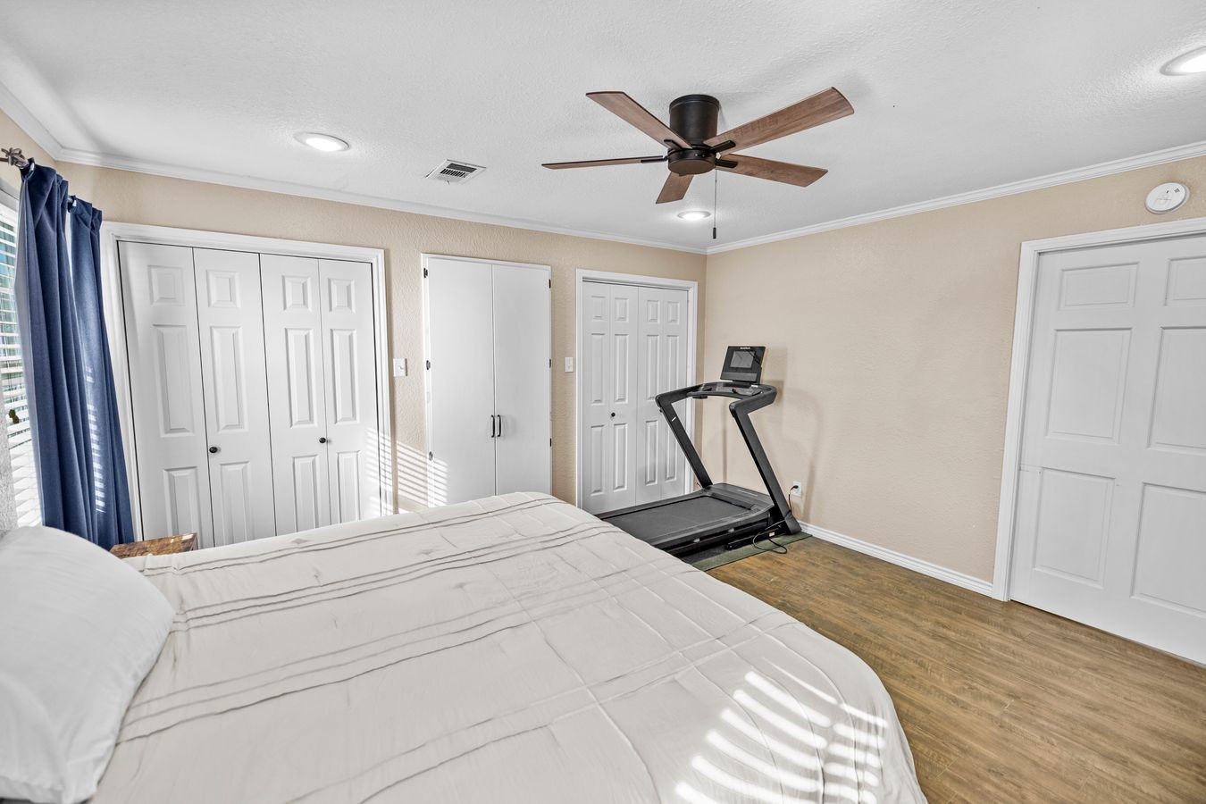 207 N Sand Street Comanche TX 76442