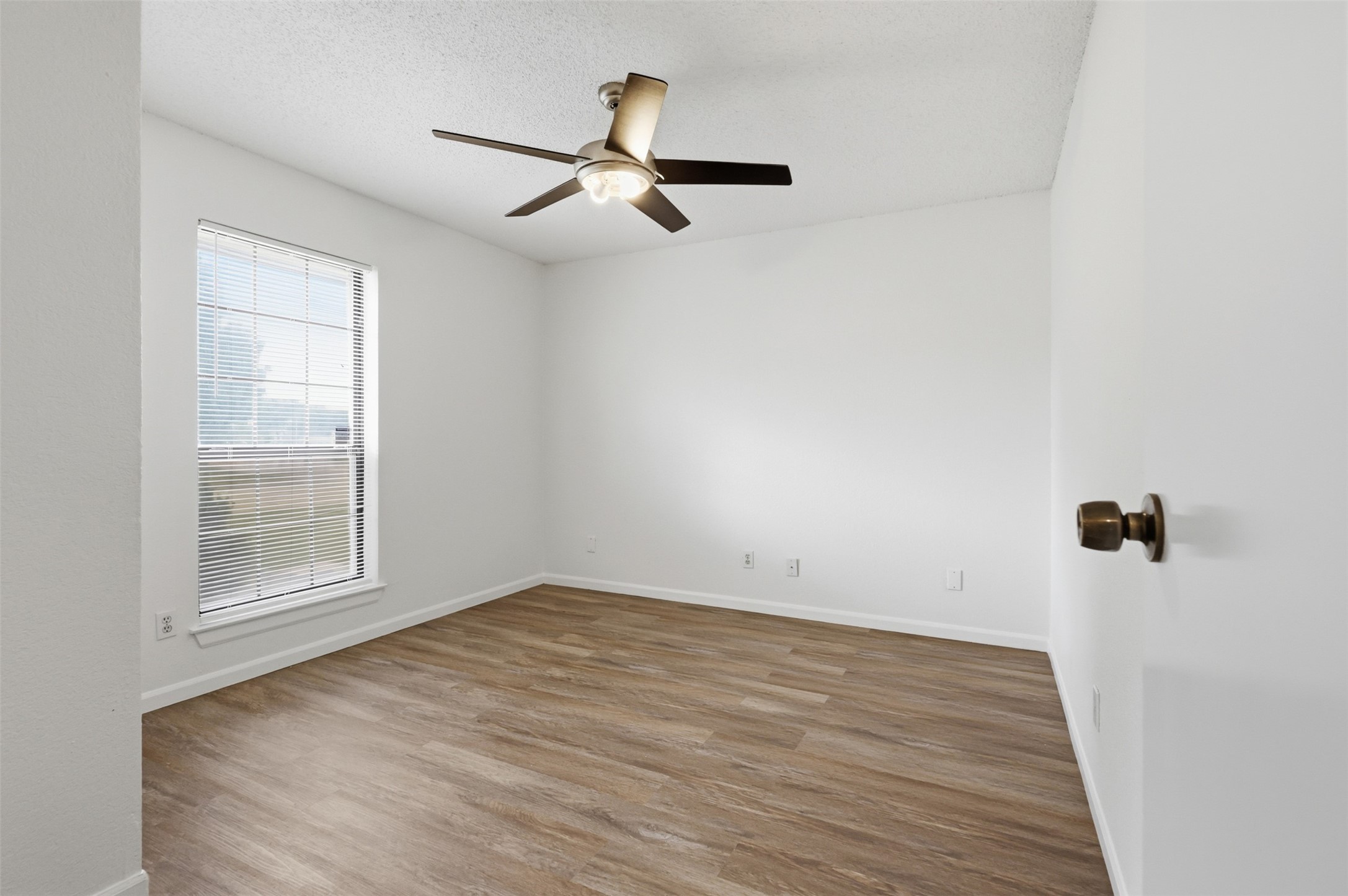 3612 Glenview Drive Corinth TX 76210
