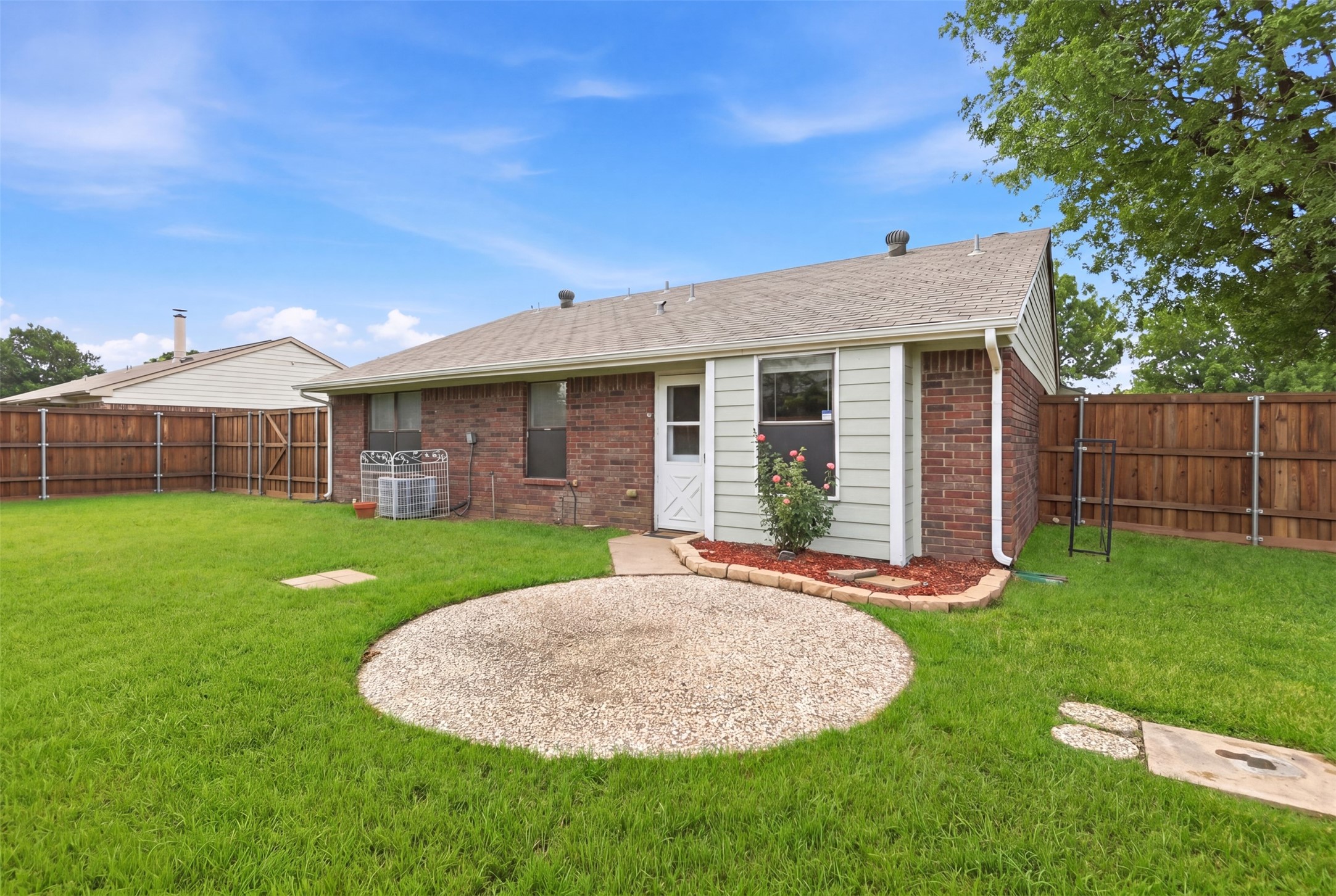 3612 Glenview Drive Corinth TX 76210