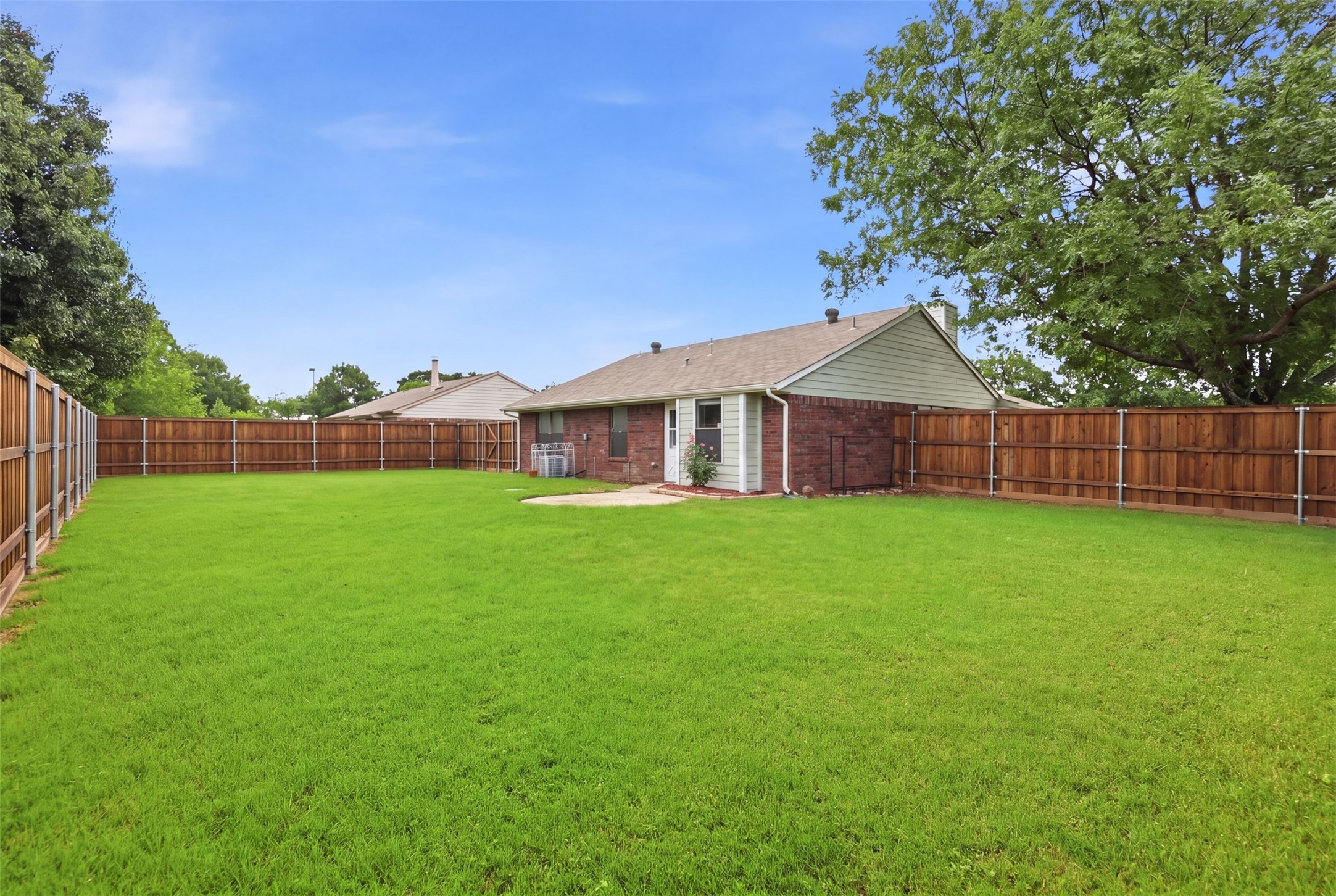 3612 Glenview Drive Corinth TX 76210