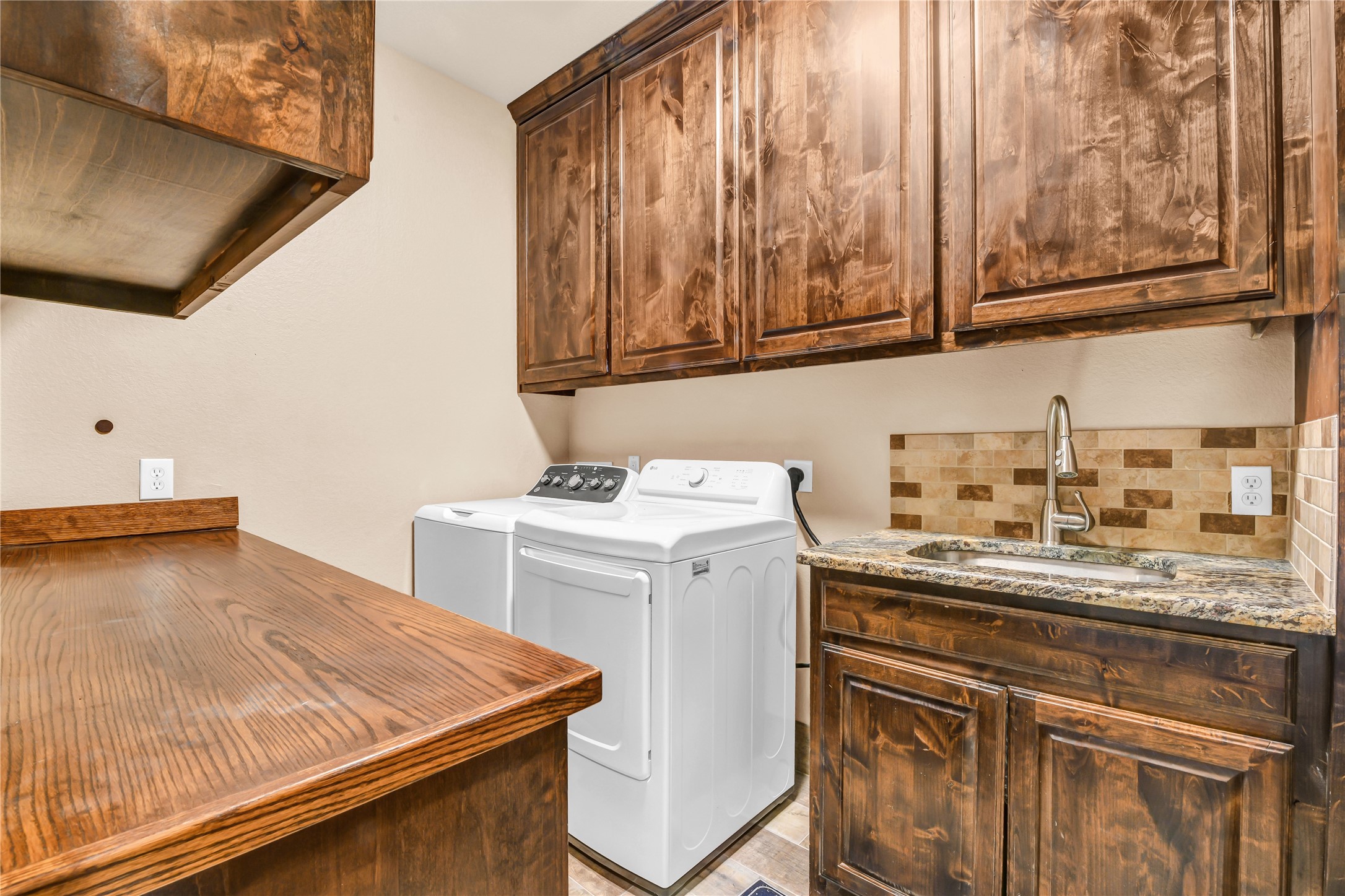 854 County Road 3330 Bridgeport TX 76426