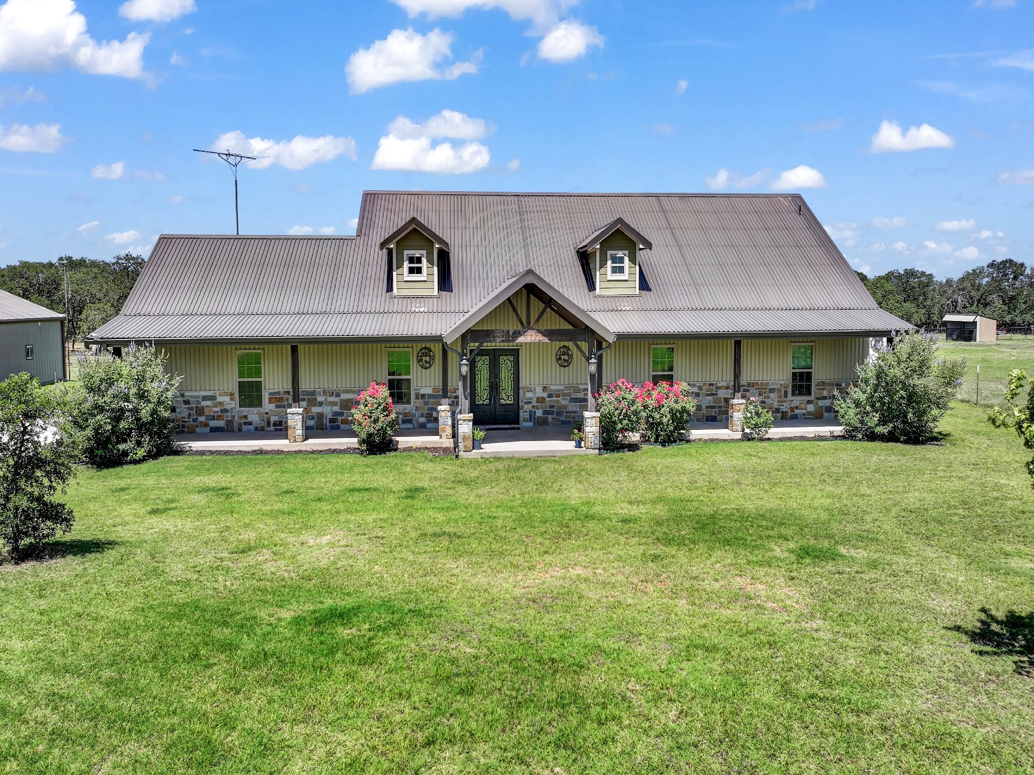 854 County Road 3330 Bridgeport TX 76426