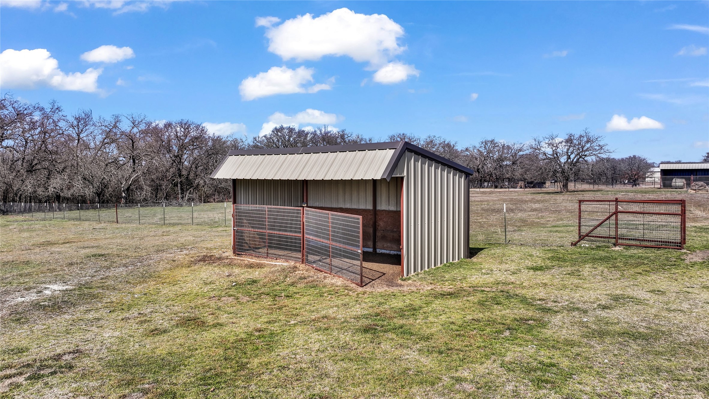 854 County Road 3330 Bridgeport TX 76426