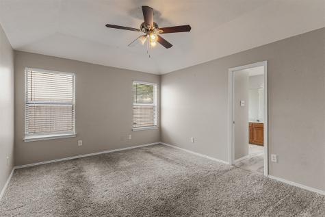 1012 High Crest Drive Azle TX 76020