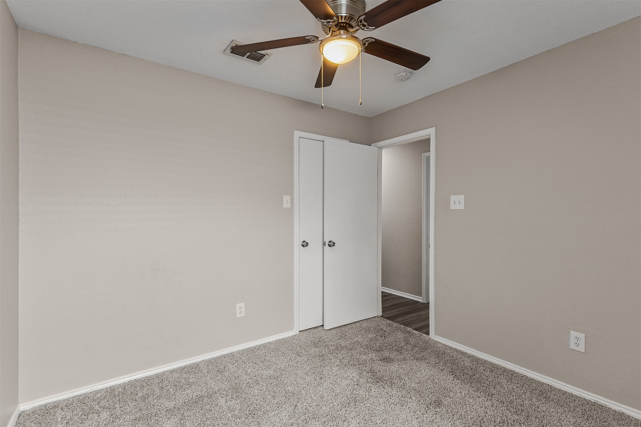 1012 High Crest Drive Azle TX 76020