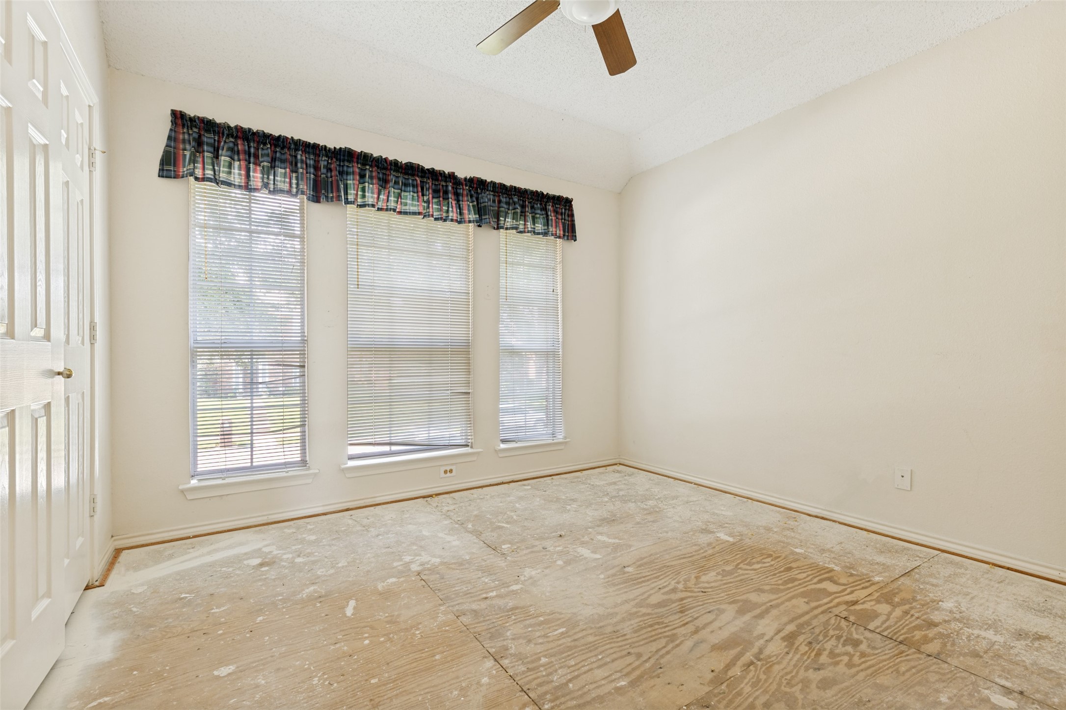 1109 Wild Cherry Drive Carrollton TX 75010