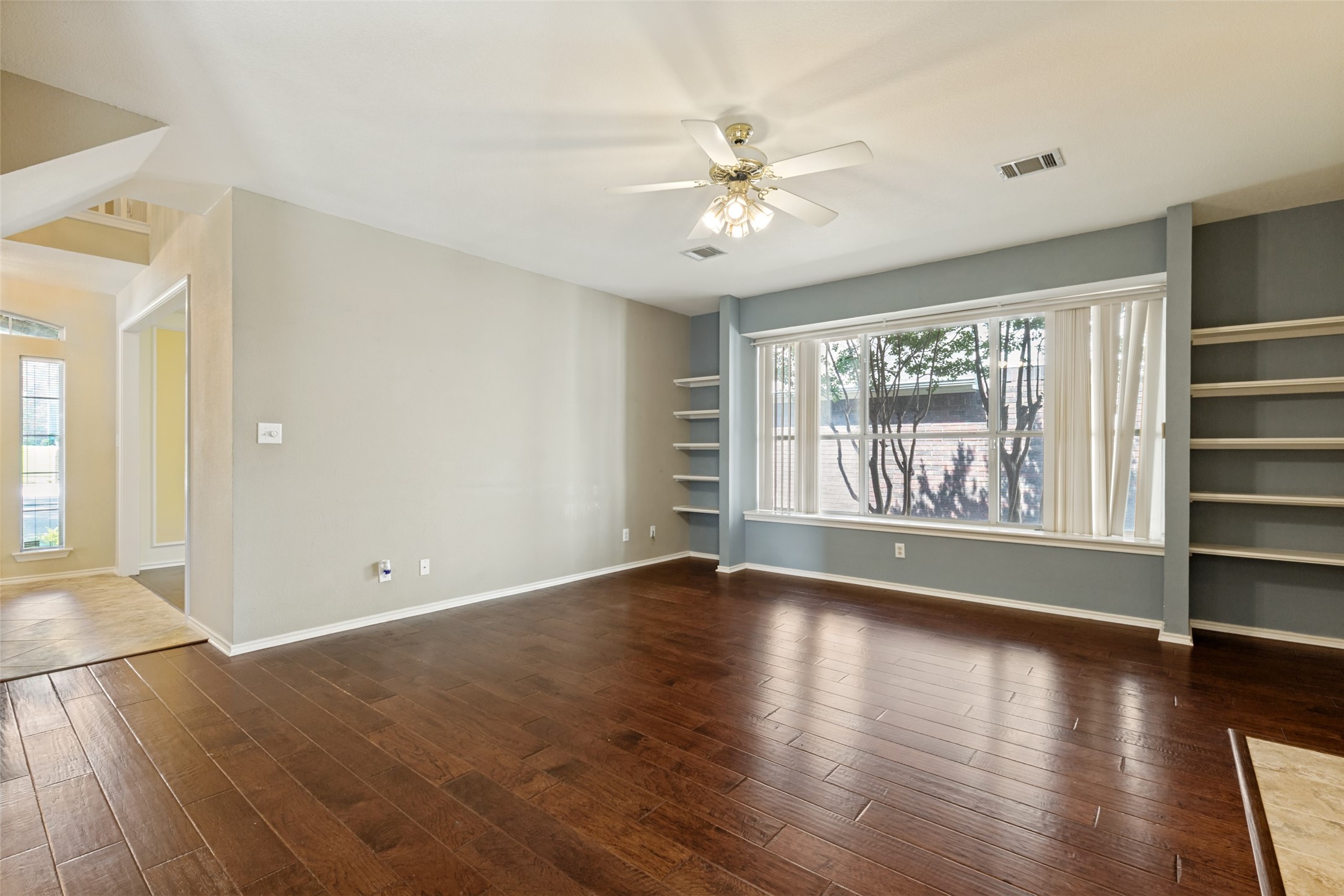 1109 Wild Cherry Drive Carrollton TX 75010