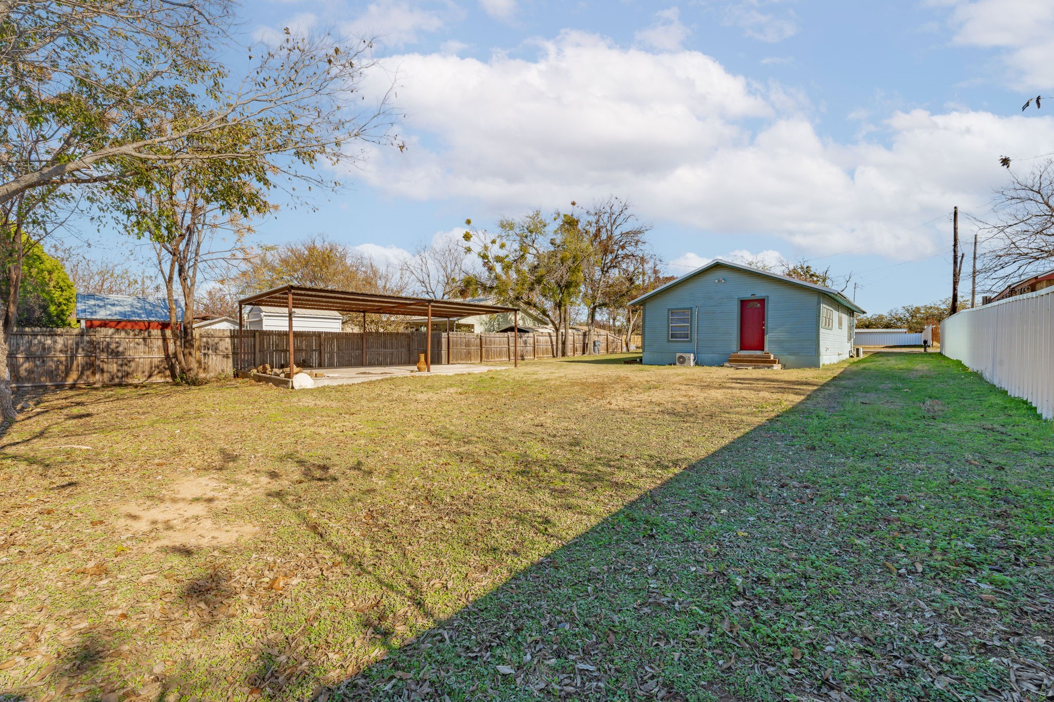 816 S Houston Street De Leon TX 76444