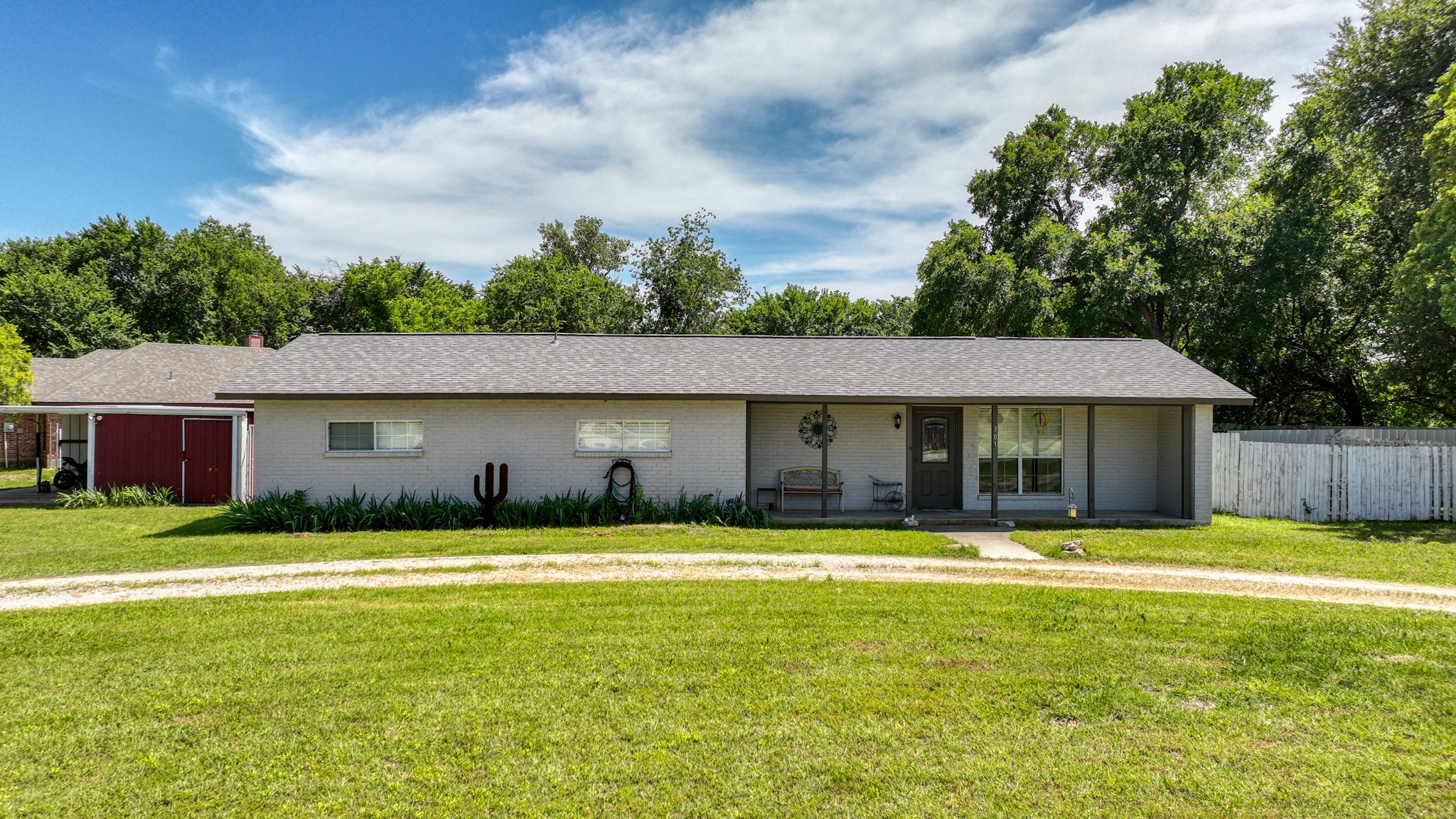 301 S Spring Branch Trail Springtown TX 76082