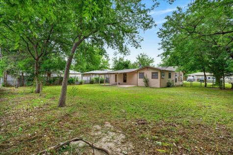 988 N Clinton Street Stephenville TX 76401