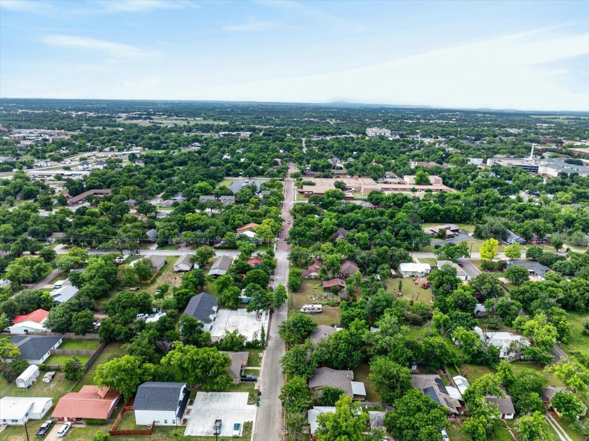 988 N Clinton Street Stephenville TX 76401
