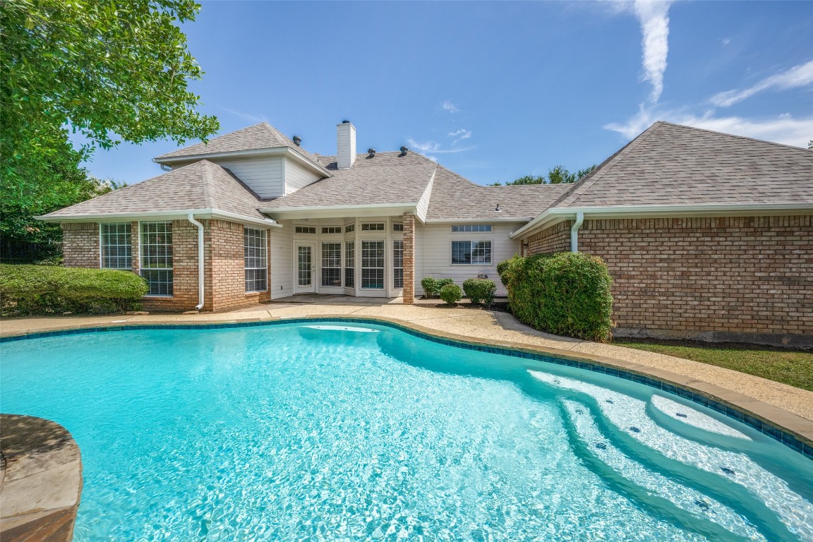 5317 High Trail Court Arlington TX 76017