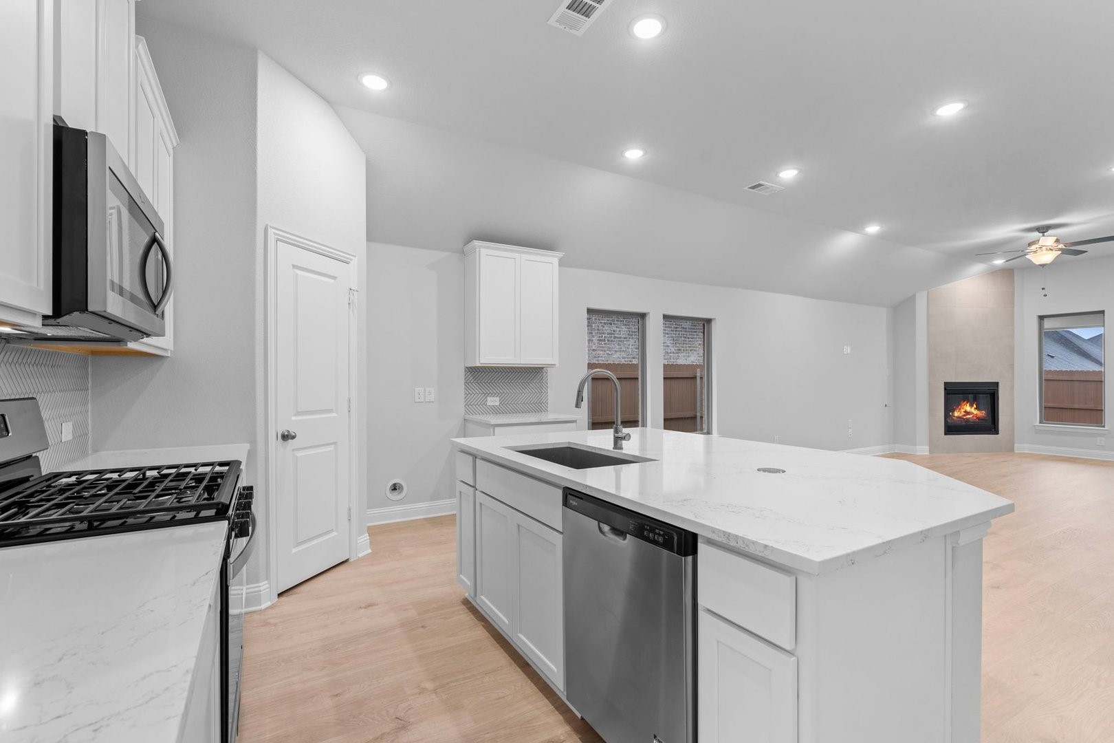3953 Avendale Heartland TX 75114