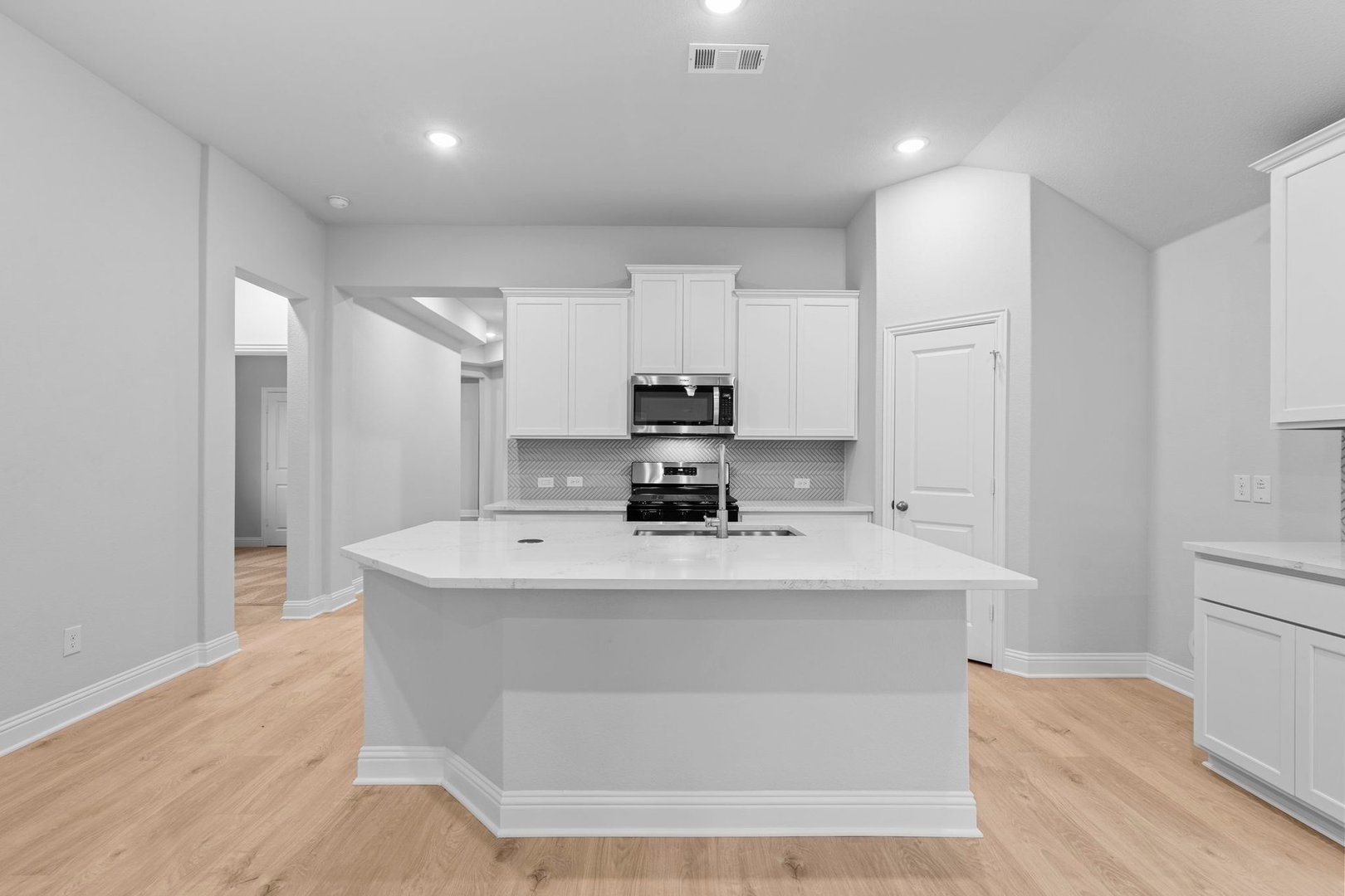 3953 Avendale Heartland TX 75114