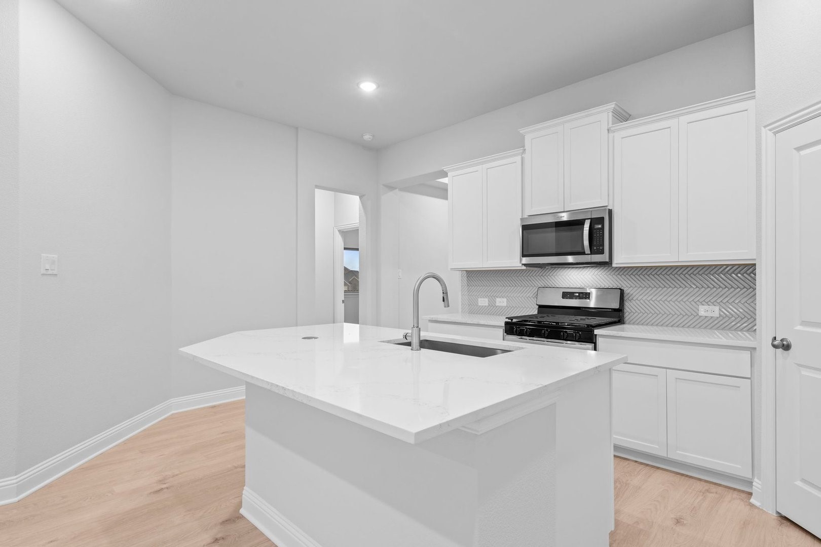 3953 Avendale Heartland TX 75114