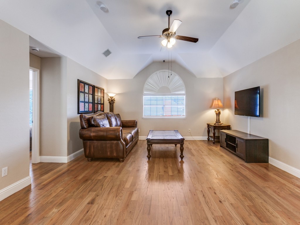 2217 Eldger Drive Plano TX 75025