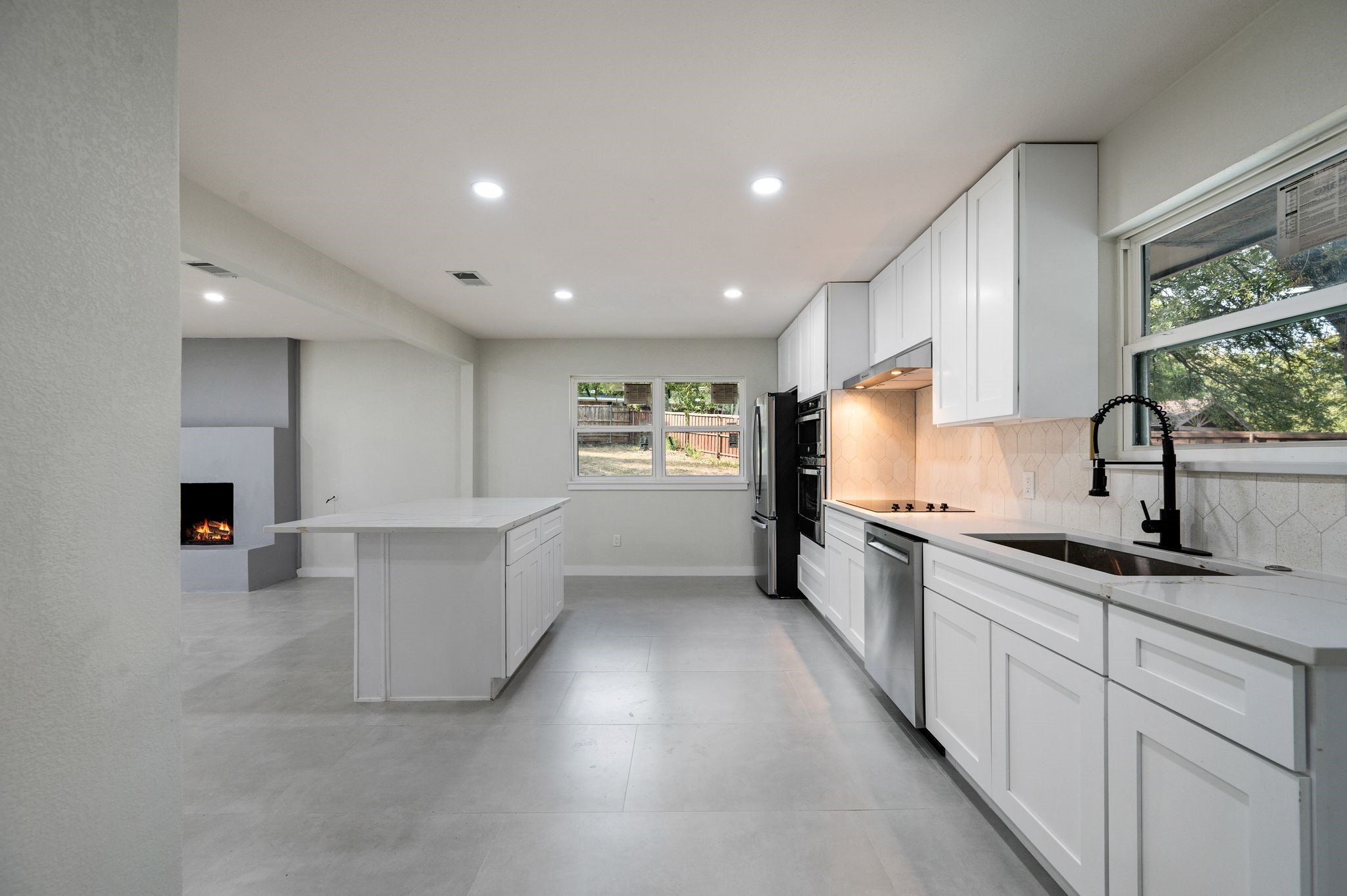 1200 Tanglewood Trail Euless TX 76040