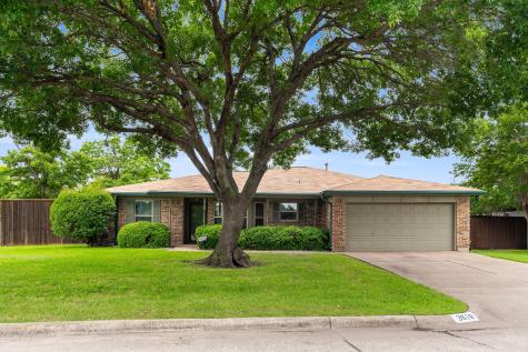 3618 Hummingbird Drive Grand Prairie TX 75052