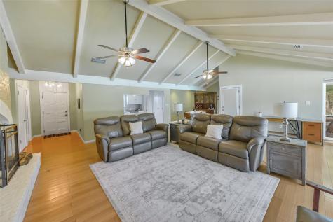 103 Robin Avenue Weatherford TX 76086