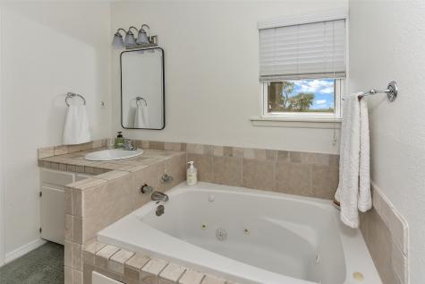 103 Robin Avenue Weatherford TX 76086