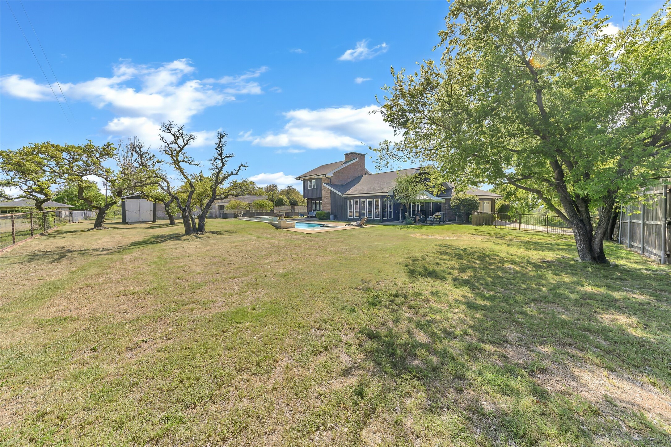 103 Robin Avenue Weatherford TX 76086