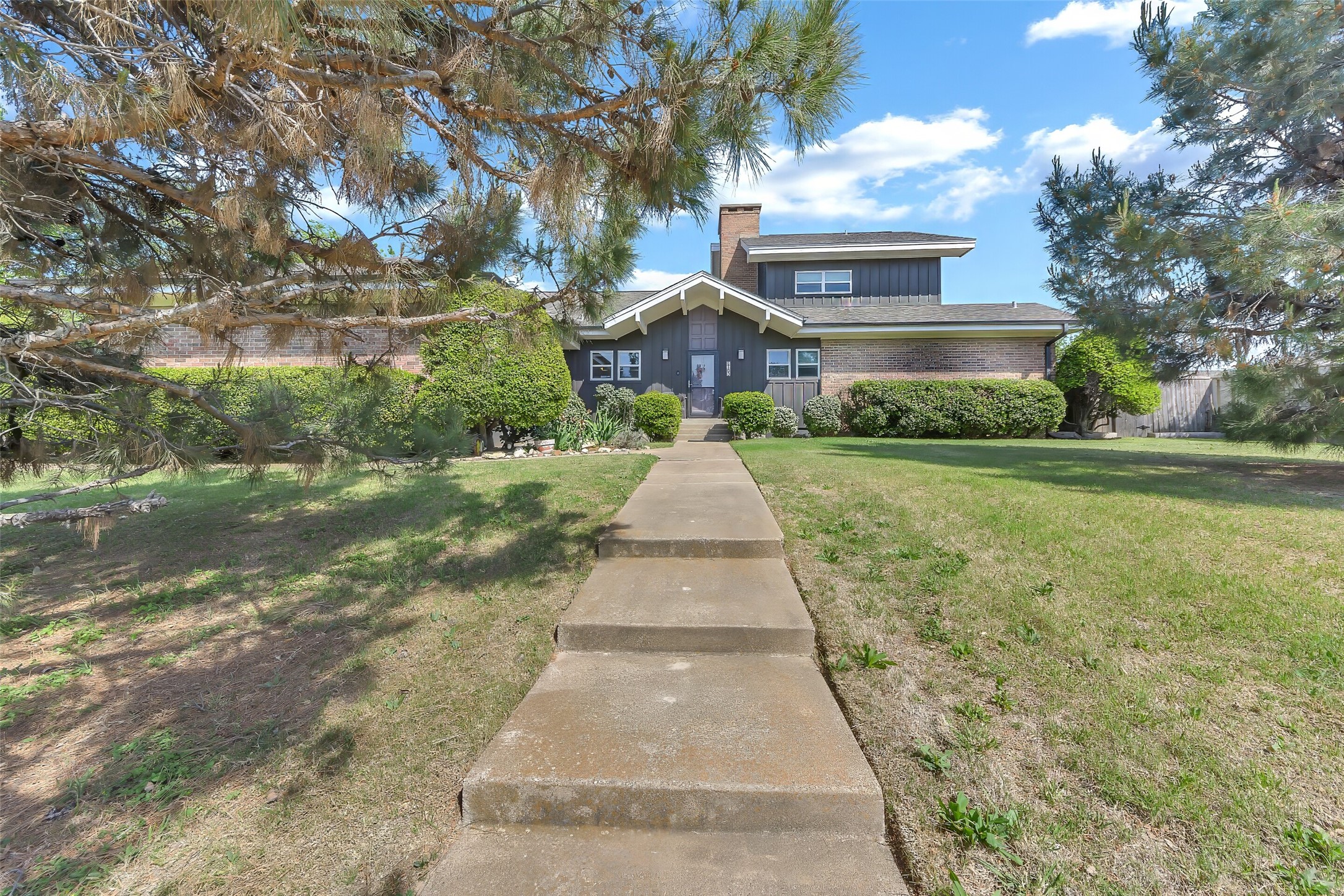 103 Robin Avenue Weatherford TX 76086