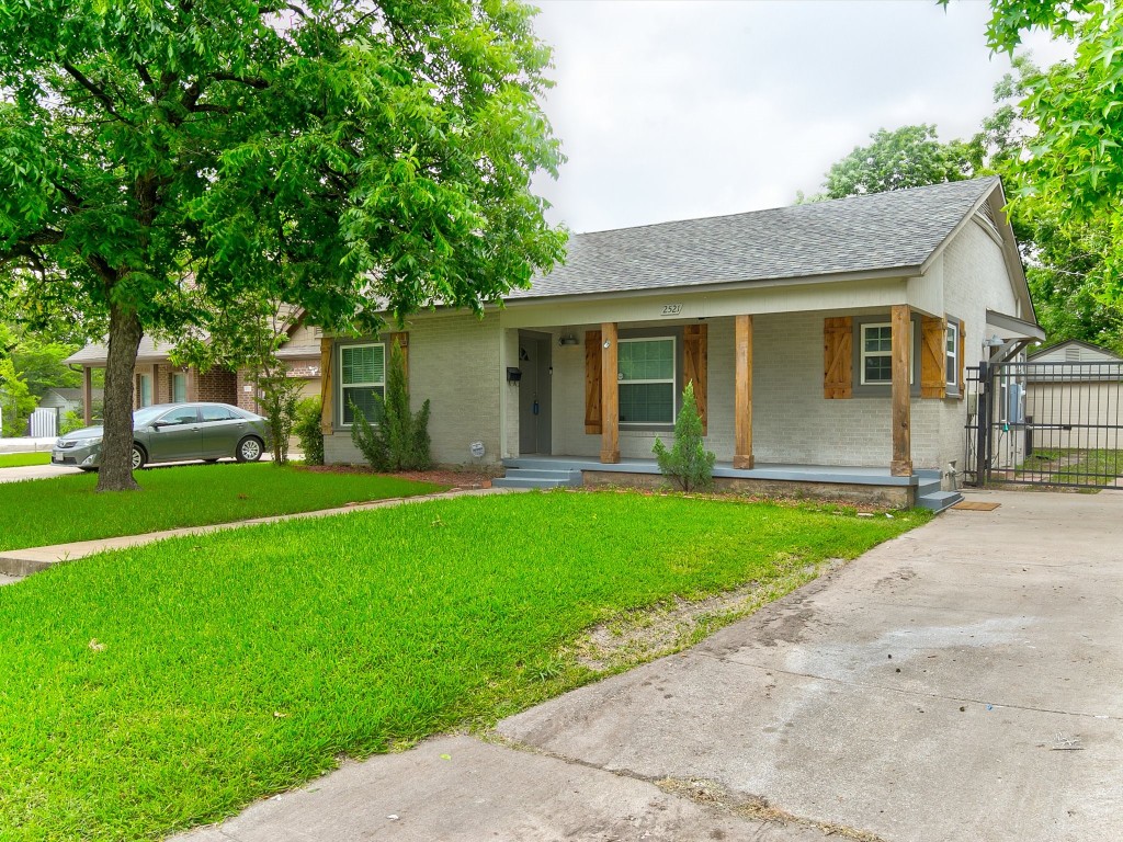 2521 Benbrook Boulevard Fort Worth TX 76109