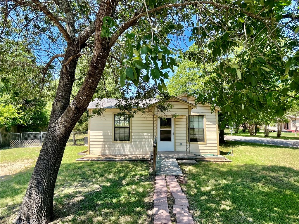 1010 Texas Street Waco TX 76705