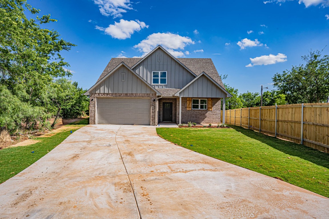 5605 Belaire Circle Granbury TX 76048