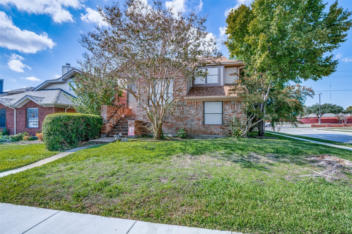 2911 Hunters Point Lane Carrollton TX 75007