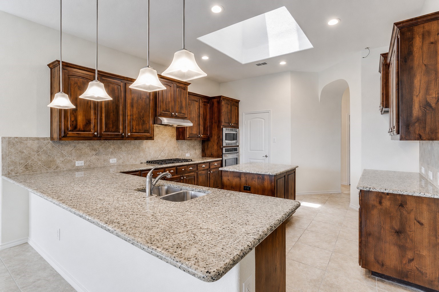 5 Duskview Lane Edgecliff Village TX 76134