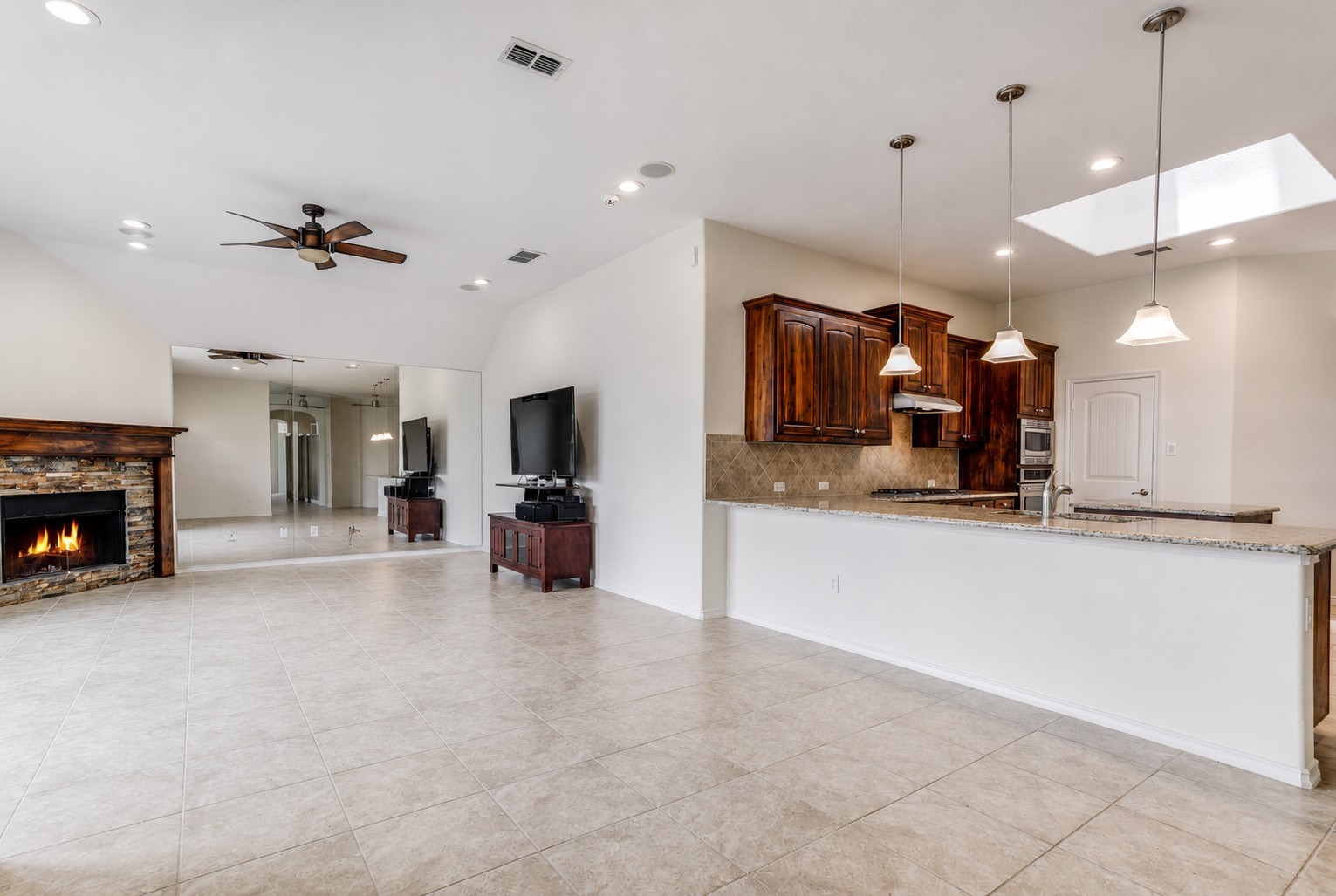 5 Duskview Lane Edgecliff Village TX 76134