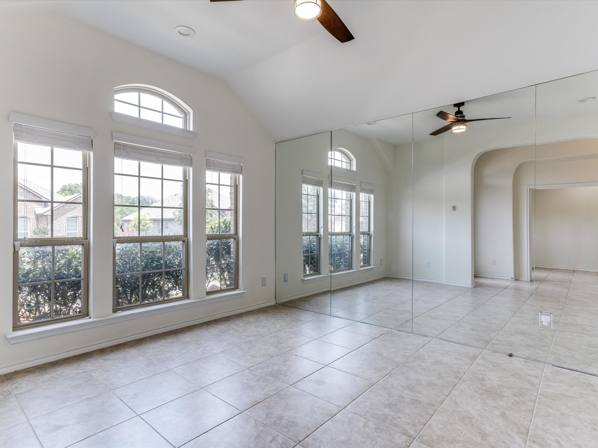 5 Duskview Lane Edgecliff Village TX 76134